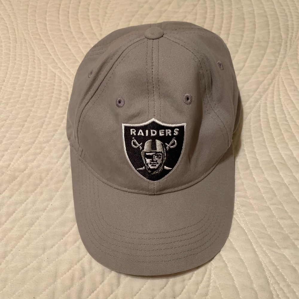 RAIDERS BALL CAP. ADJUSTABLE BACK STRAP.